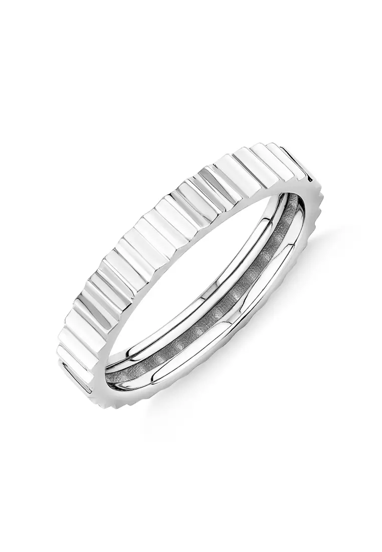 Michael hill top baguette ring