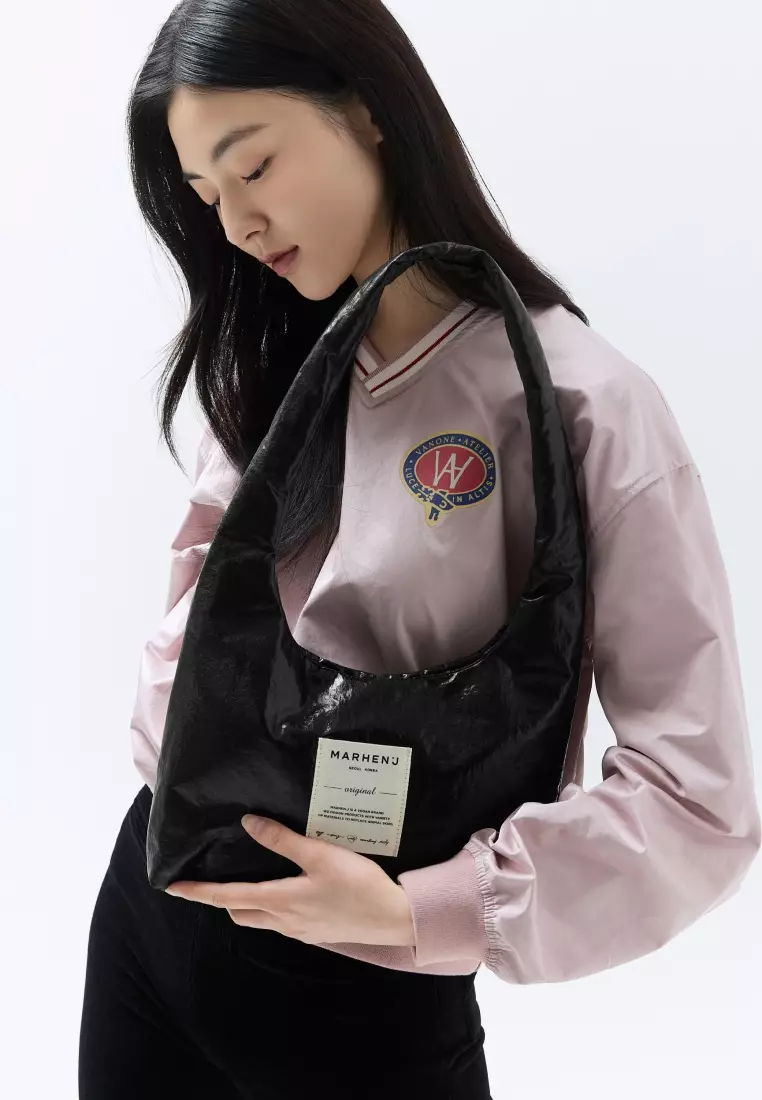 DEW Nylon Shoulder Bag Black