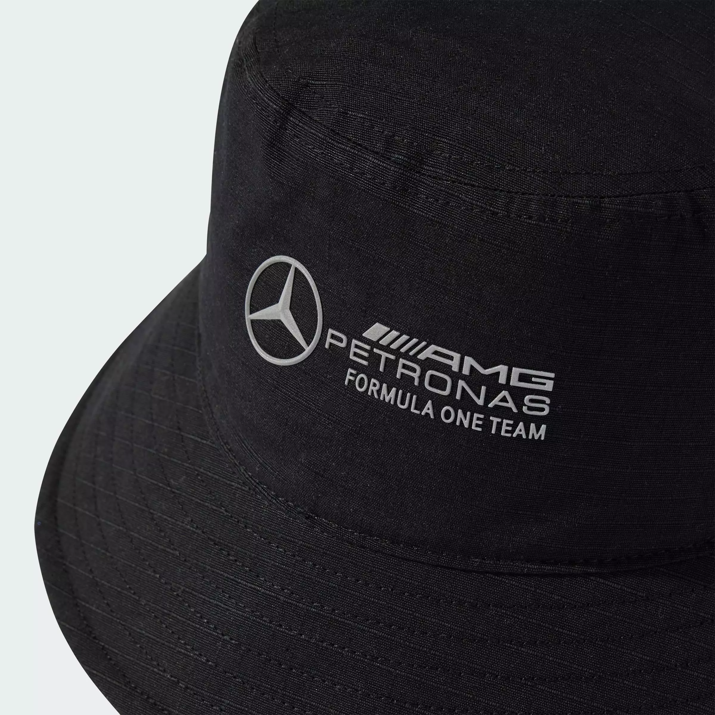 Motorsport MERCEDES - AMG PETRONAS FORMULA ONE TEAM MECHANICS BUCKET HAT Unisex Black JX1417