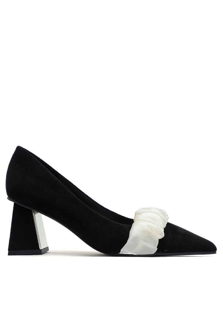 7CM Pleated Strap Pointed Suede Pumps BY2162-4