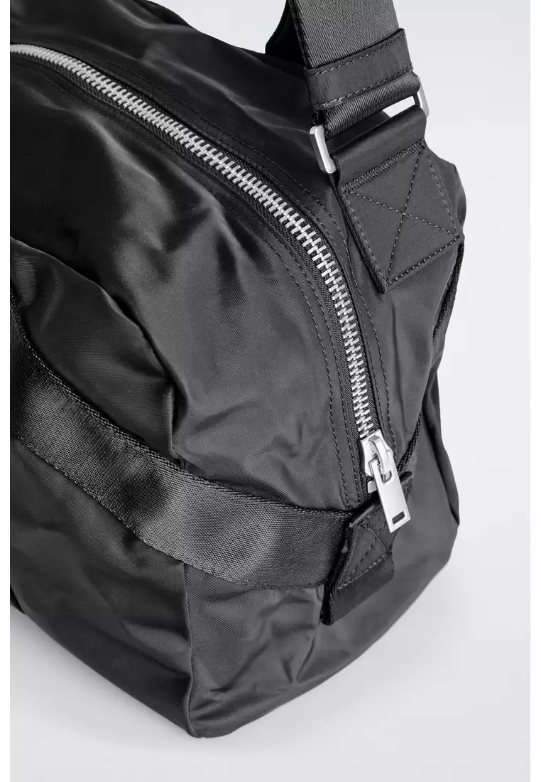 SPORTS DUFFLE BAG - NYLON