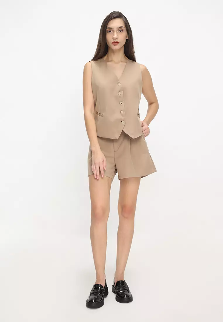 Mannequin With Tab Vest
