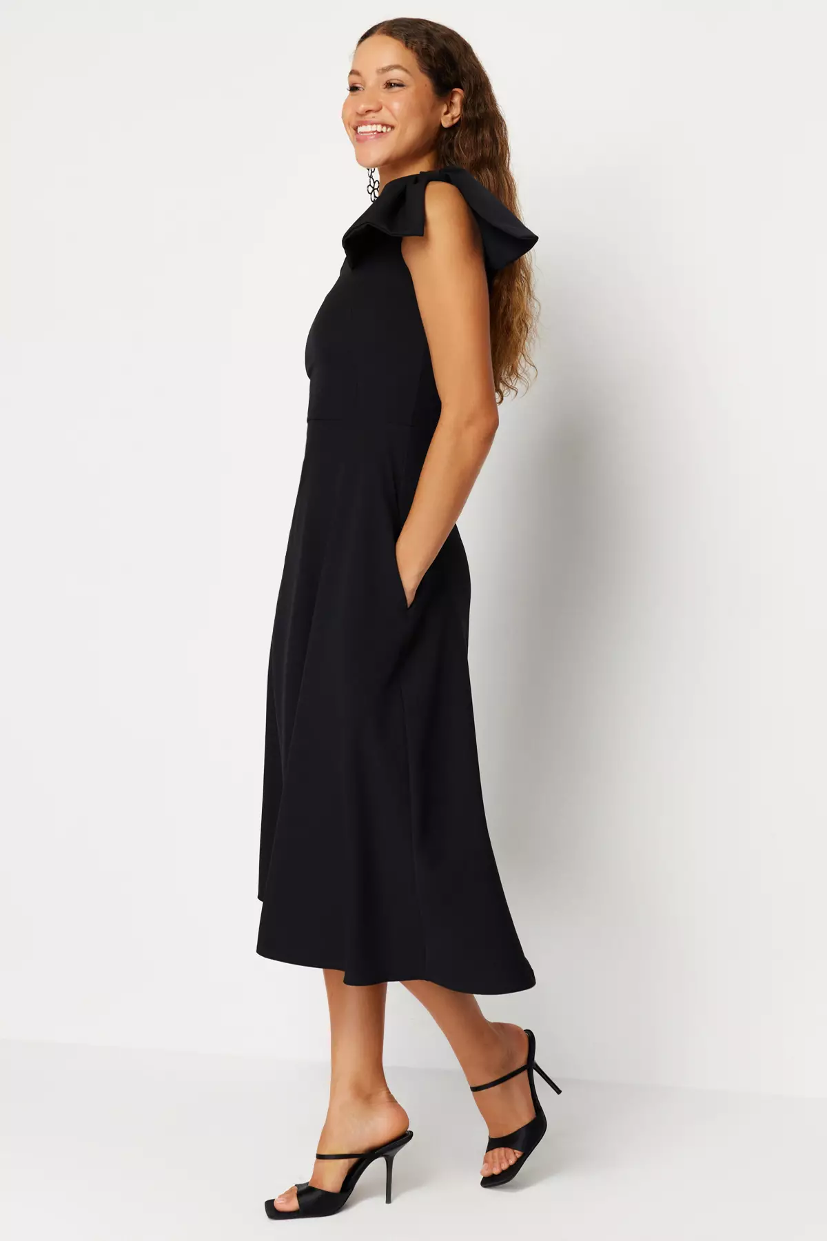 A-Cut Bow Detail Midi Dress
