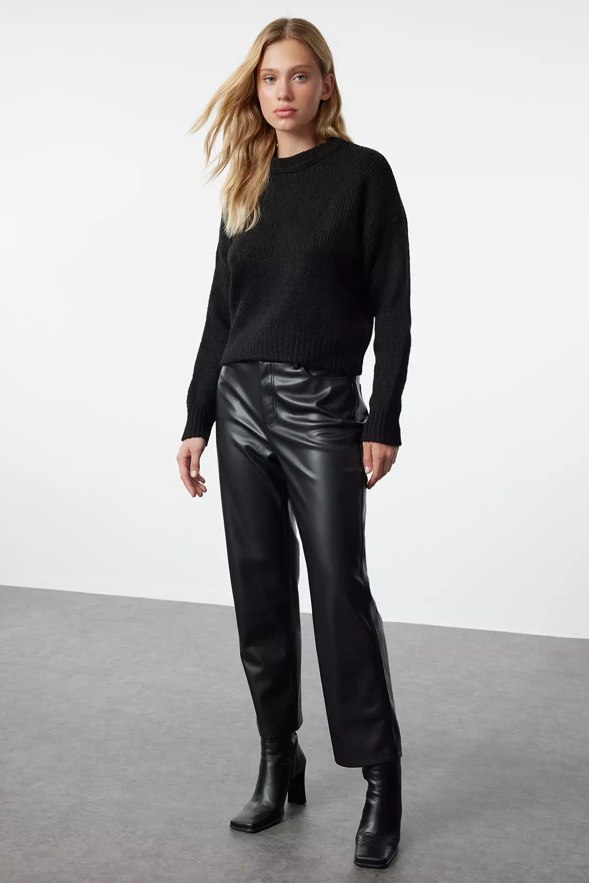 Crew Neck Knit Sweater