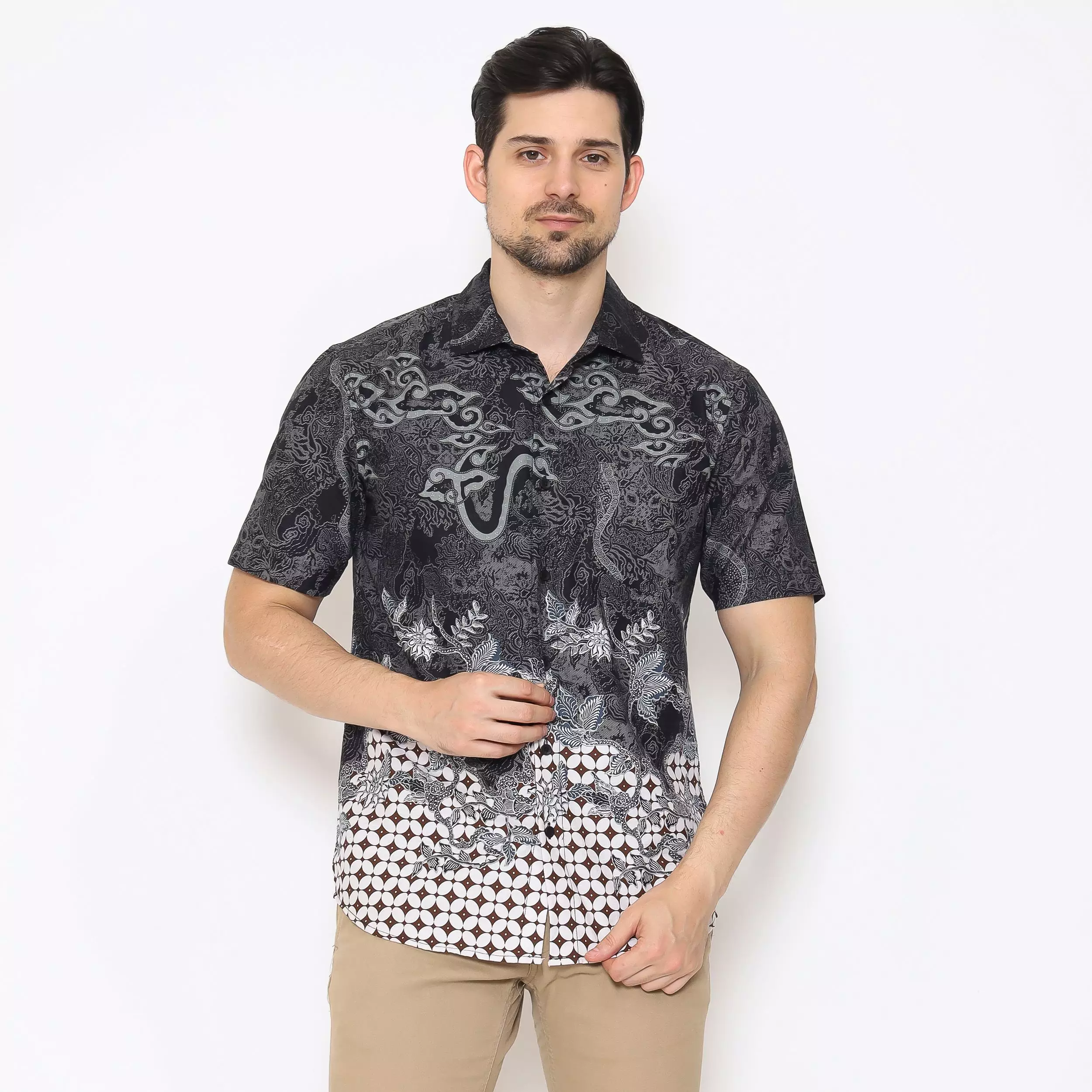 AMK Kemeja Batik Pria Lengan Pendek SHB Jelani Ss Black