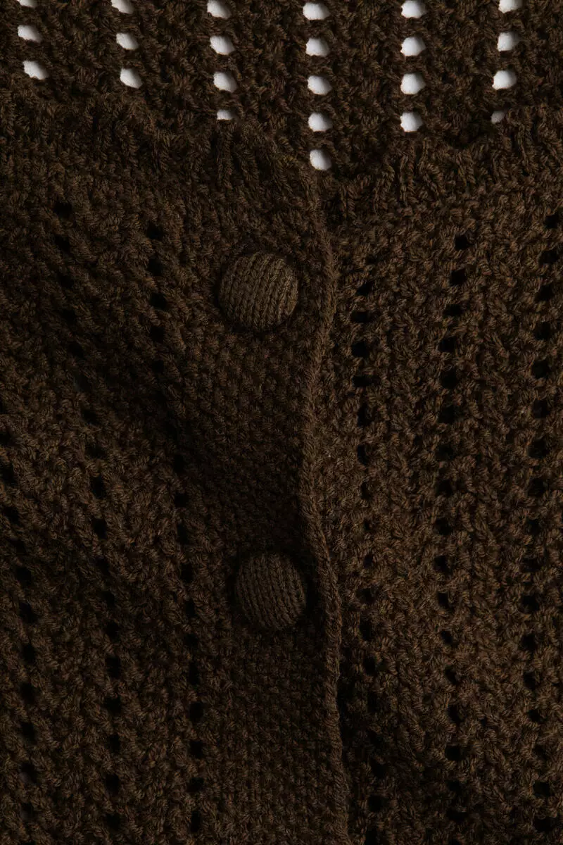 Short-sleeved cardigan
