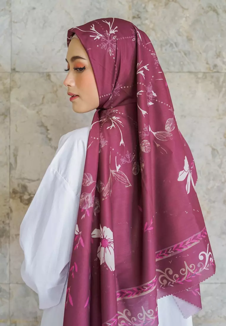WK013 LP28G kerudung segi empat voal Antalya Series maroon