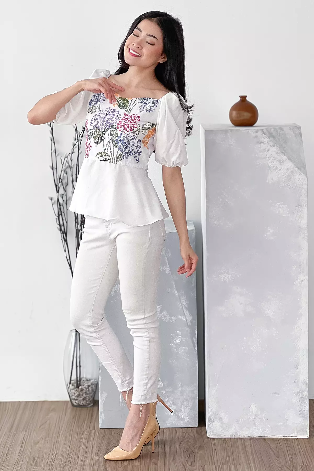 Elanaor Asoka Putih Blouse