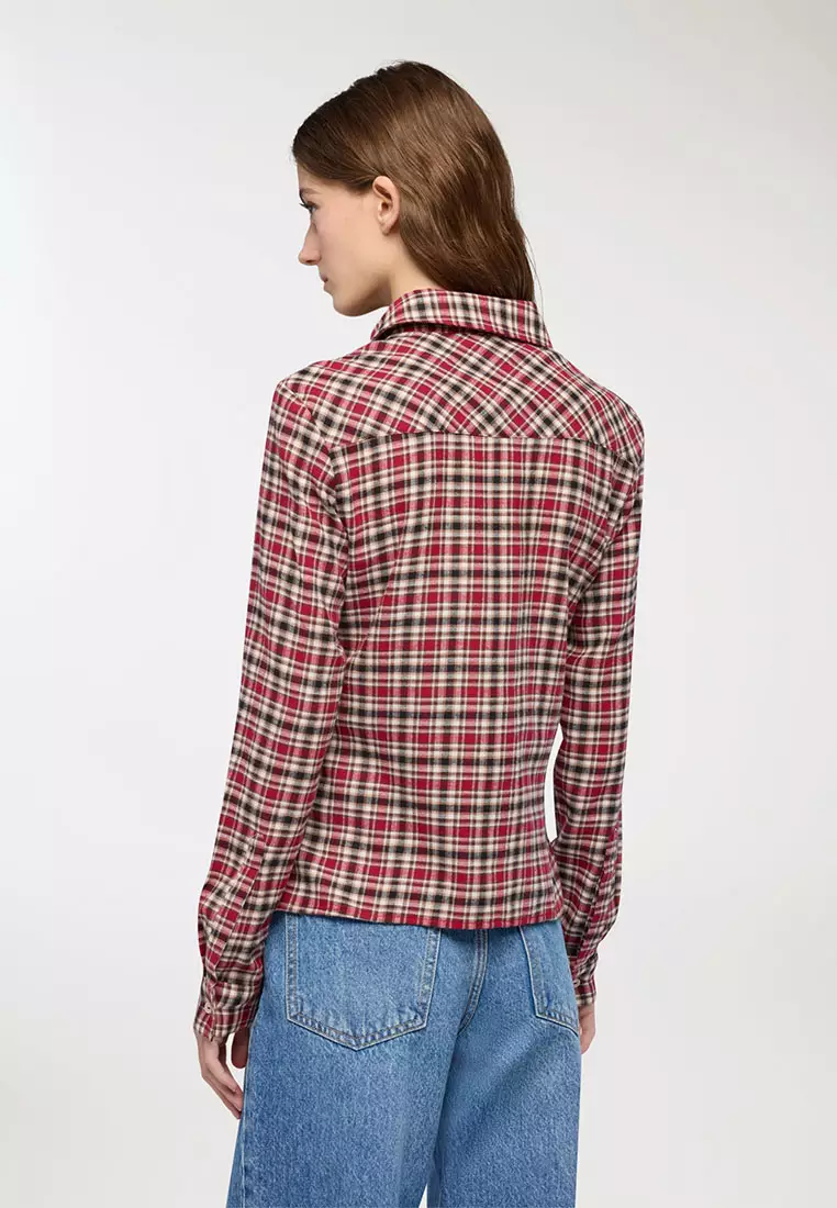 Woman Long-Sleeved Shirt