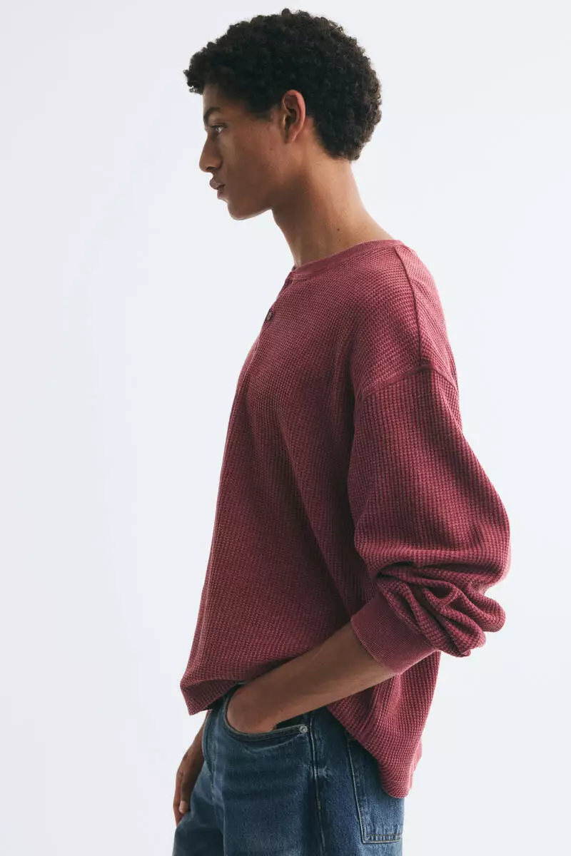 Regular Fit Waffled henley top