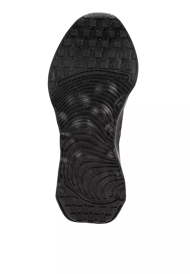 Motiva Walking Shoes