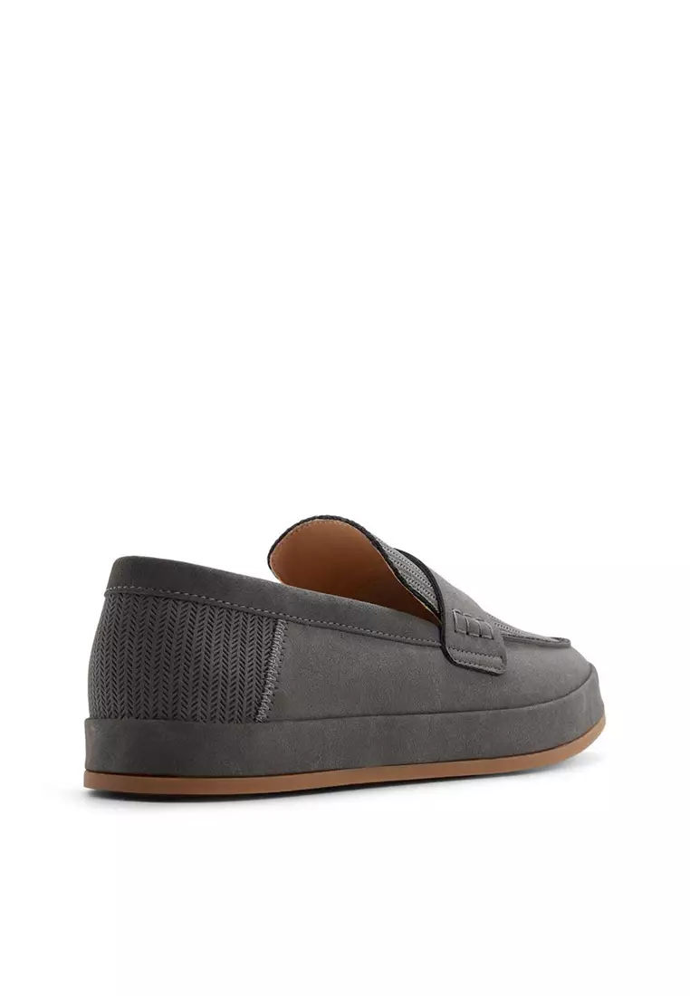 Arroyo Loafers