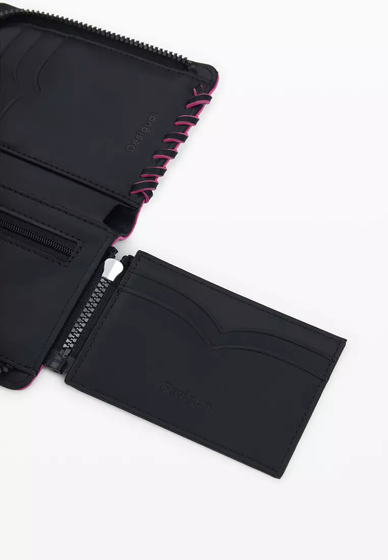 Small wallet with braided leather effect