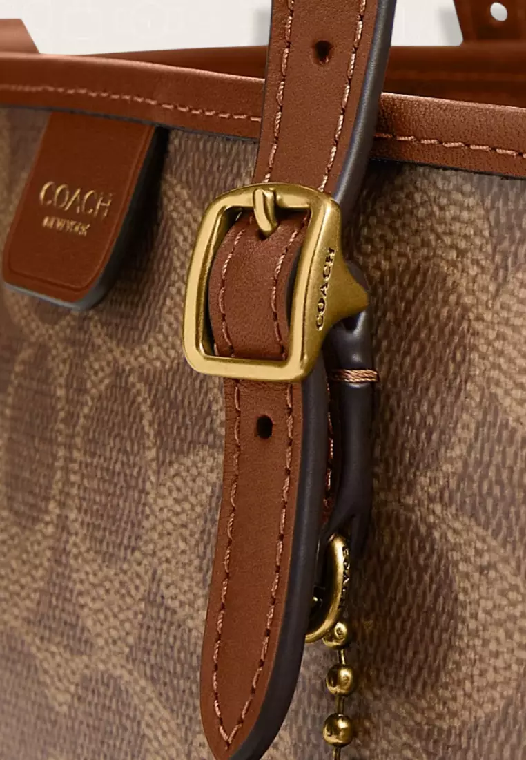 Coach Taxi Tote Bag 21 In Signature Canvas Tan