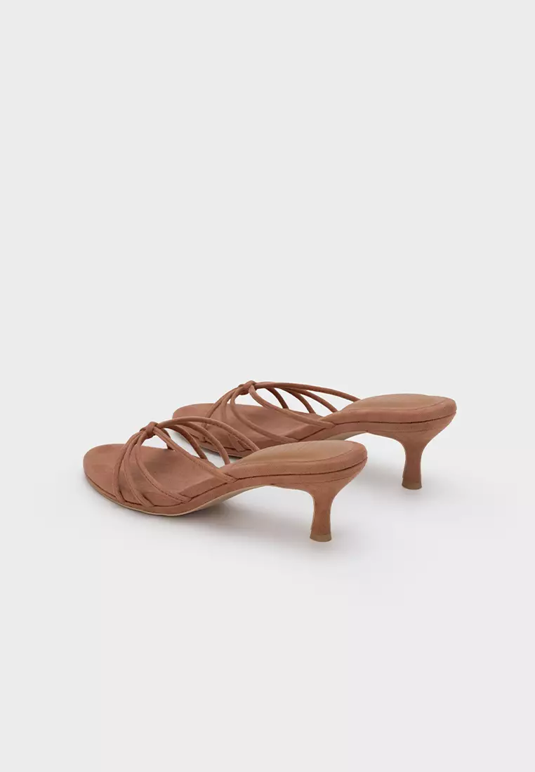 KNOTTED STRAP WITH CLOUDFOAM HEEL SLIDE