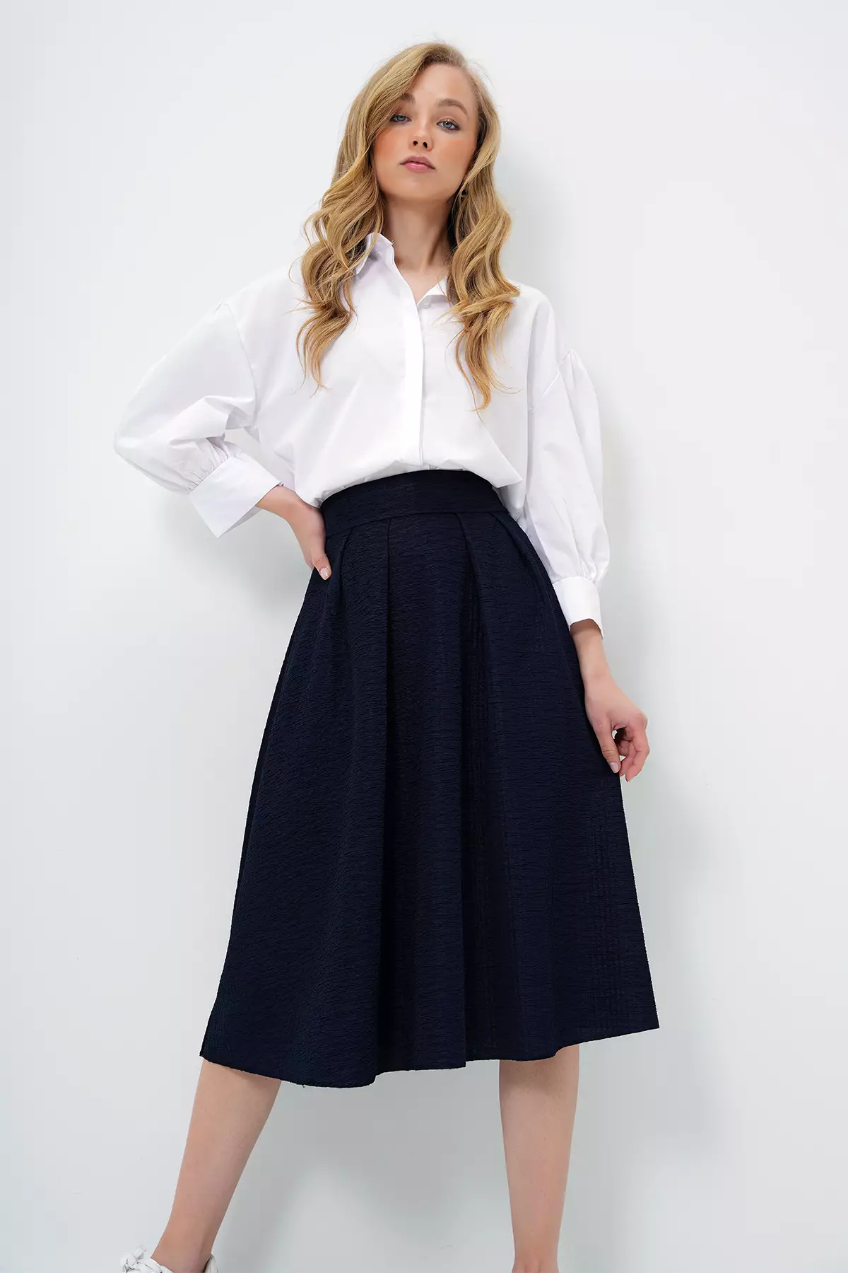 Women's Navy Blue High Waist Wide Belt Hidden Zipper Midi Length Textured Skirt Alc-X13473
