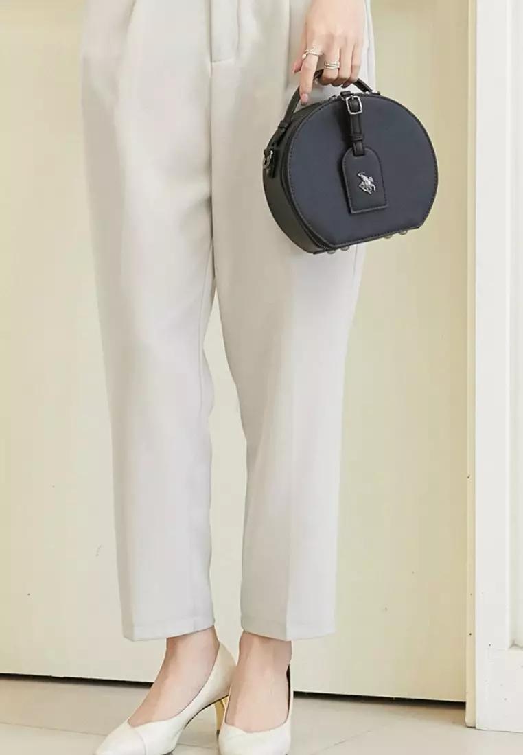 Women's Shoulder Bag / Sling Bag / Crossbody Bag (Tas Bahu / Tas Selempang Wanita) - Hitam