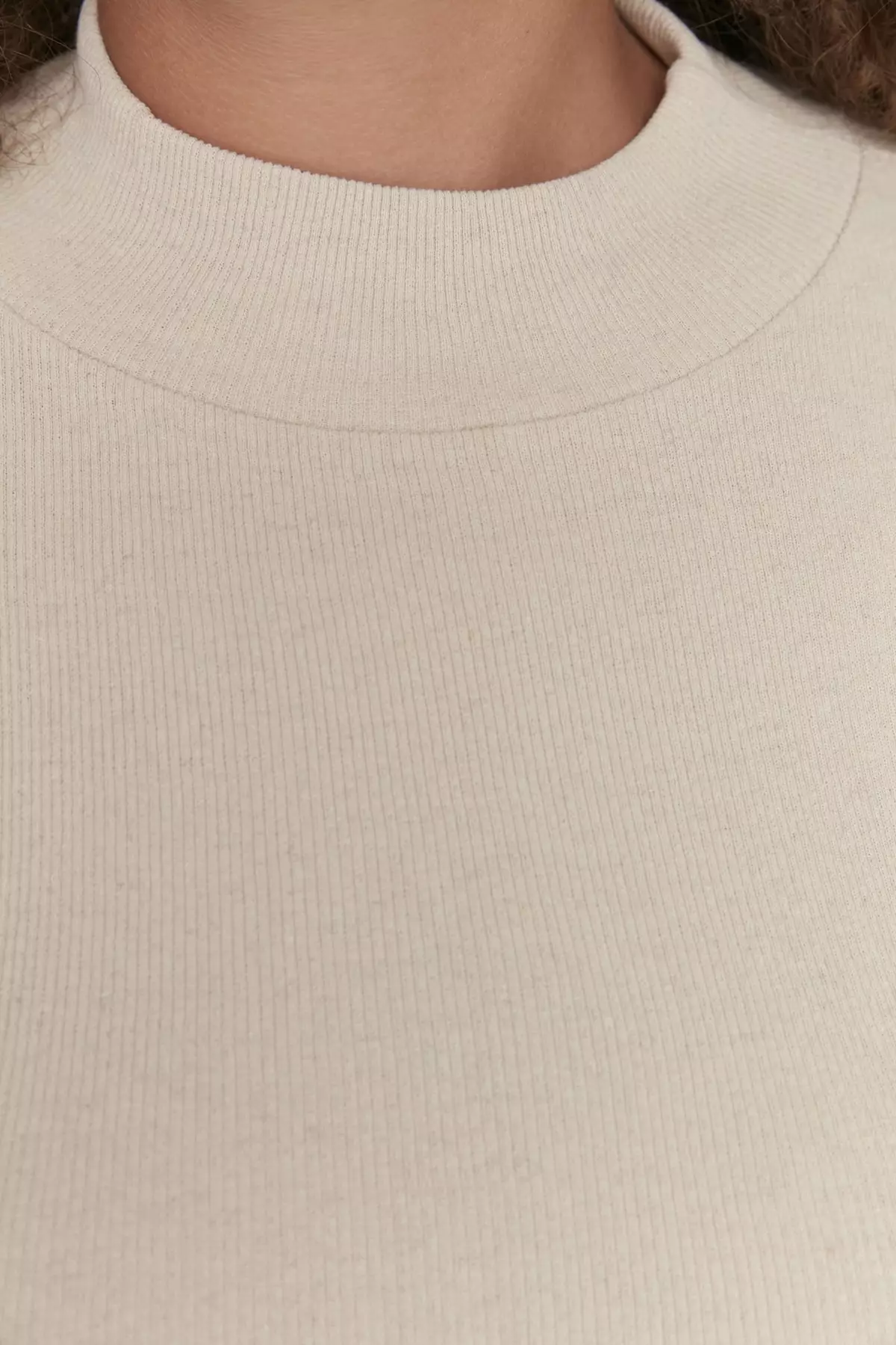Plus Size Stand Up Collar Knitted Top