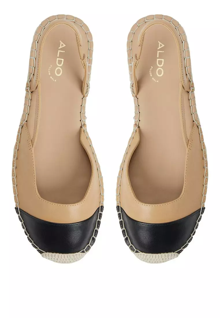 Marelinne Slingback Flats