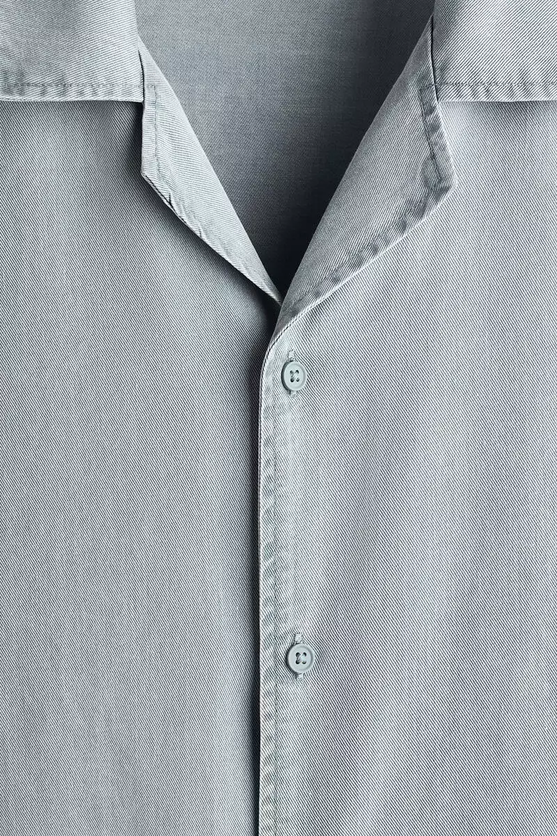 Loose Fit Resort shirt