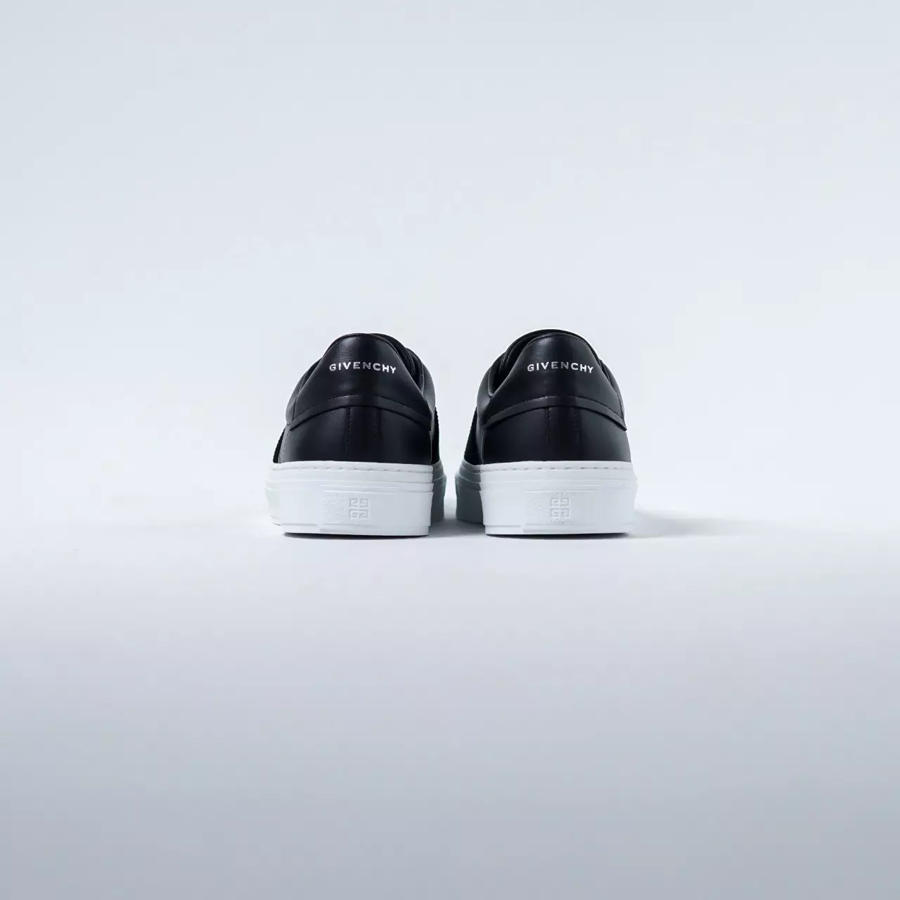 Sepatu GIVENCHY URBAN TEXT STRAP BLACK SNEAKER 100% ORIGINAL