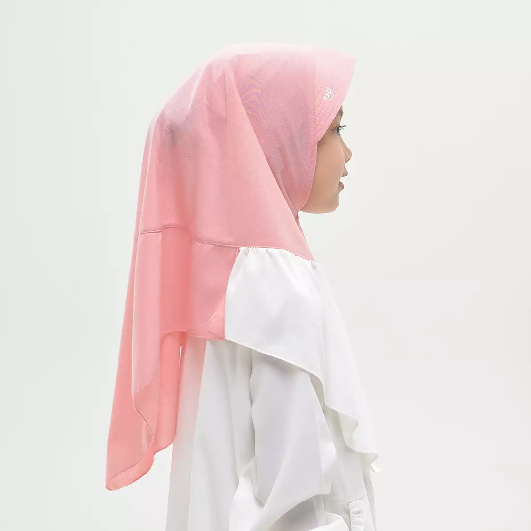 Rabbani - Kerudung Instan Anak Bani Batuta Krukid Diyas Exclusive - Apricot Blush M (7-8th)