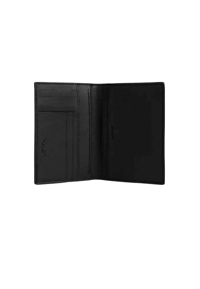 Passport Card Case In Signature Canvas Tan/Black CW170