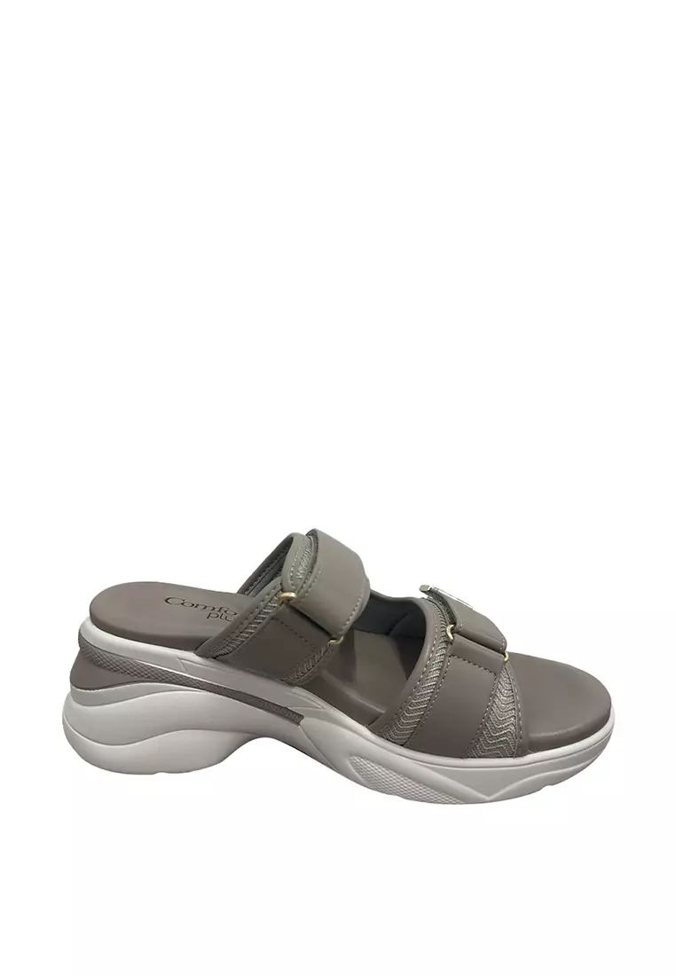 Discount on Comfort Plus by Predictions  shoes - SKU: Women's Ginnie Low Wedge Slide