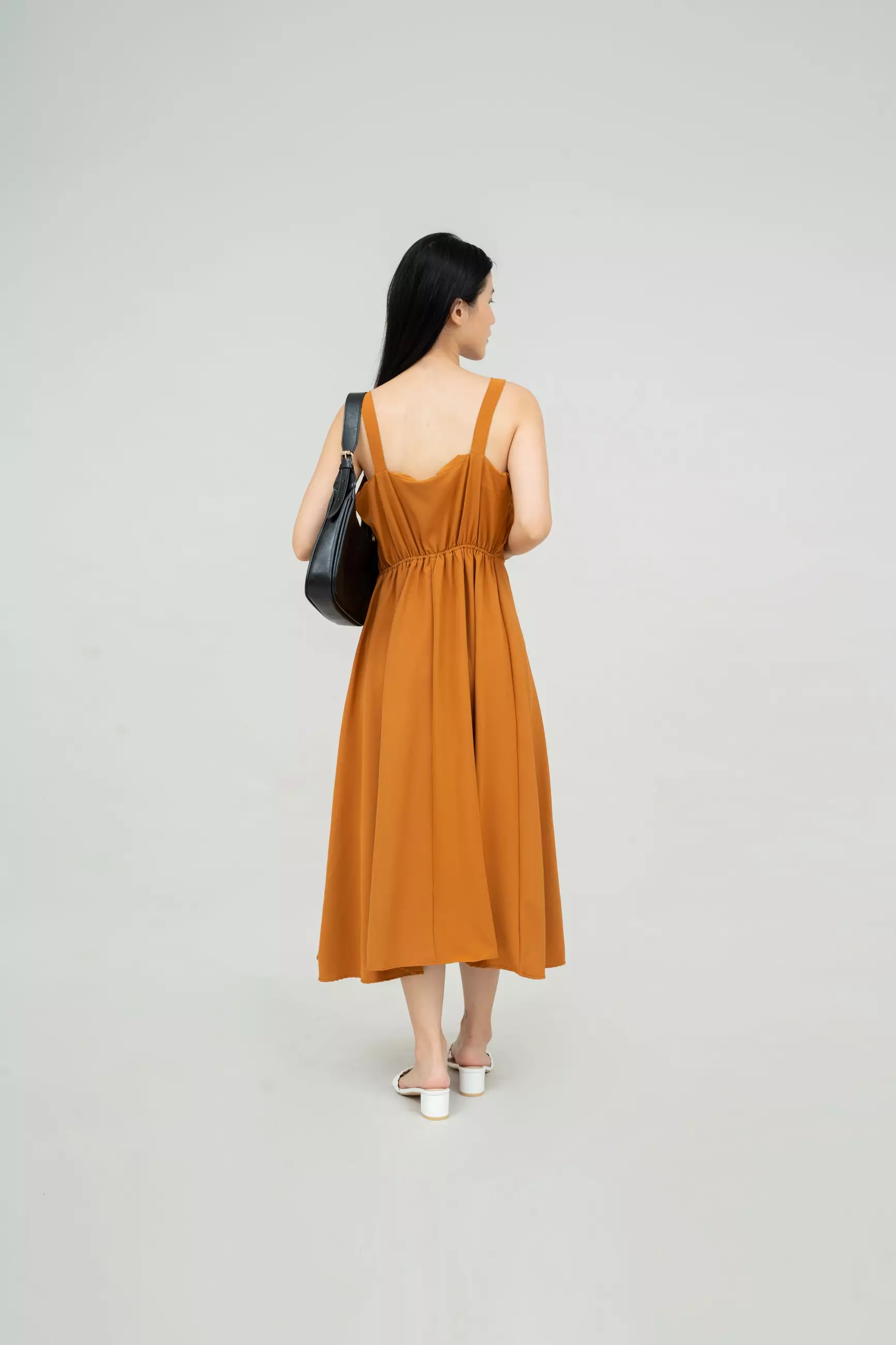 Houseofcuff Moon Dress in Mustard Dress Tanpa Lengan