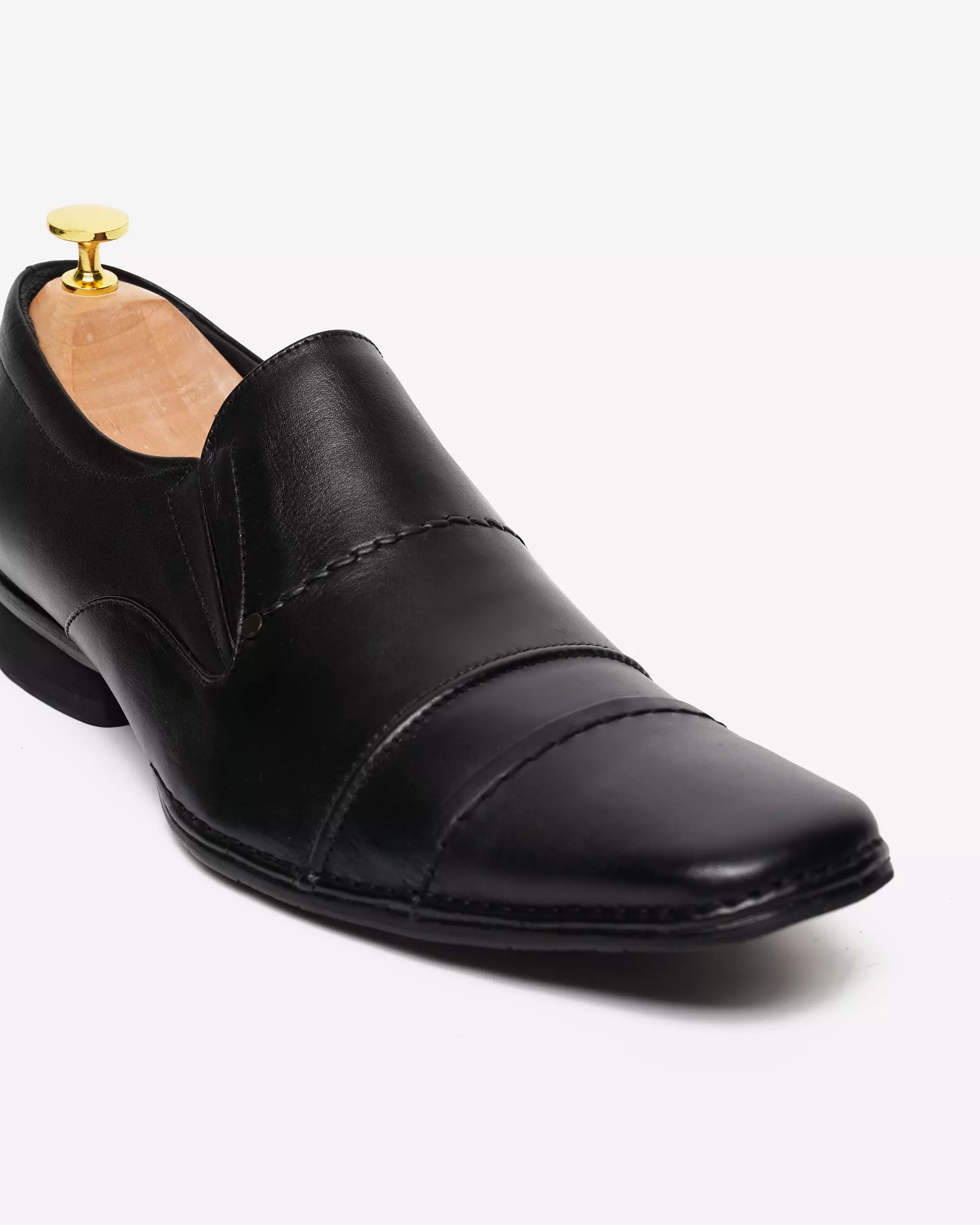 Buccheri Nicodemus Loafers Men Black