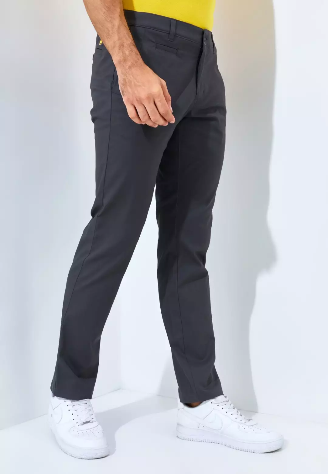 Jack Nicklaus Bridgeston Celana Panjang Pria Slim Fit Charcoal Warna Charcoal