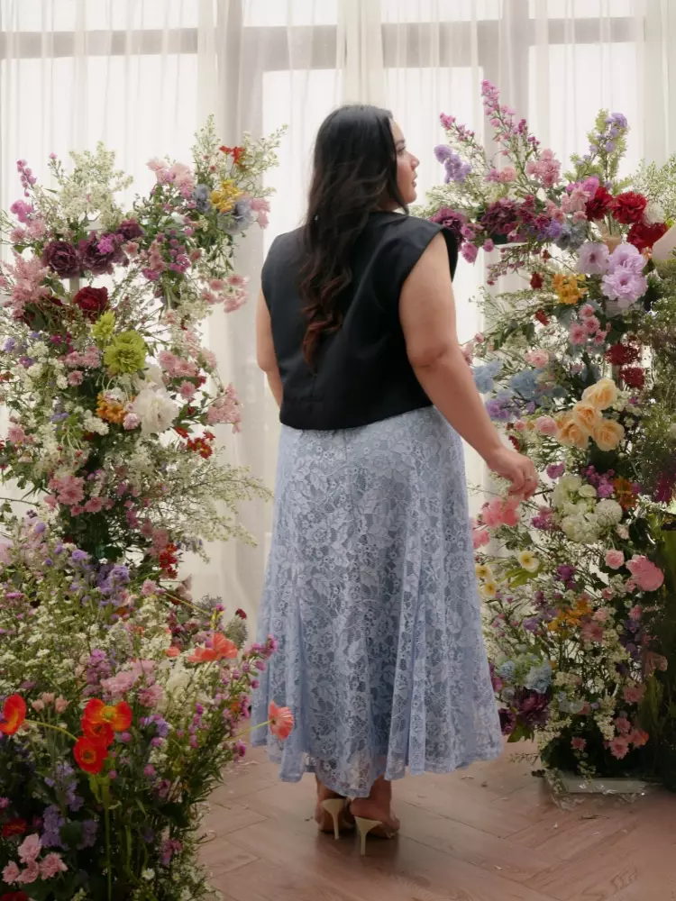 xtramiles Ladies plus size skirt peony lace skirt light blue