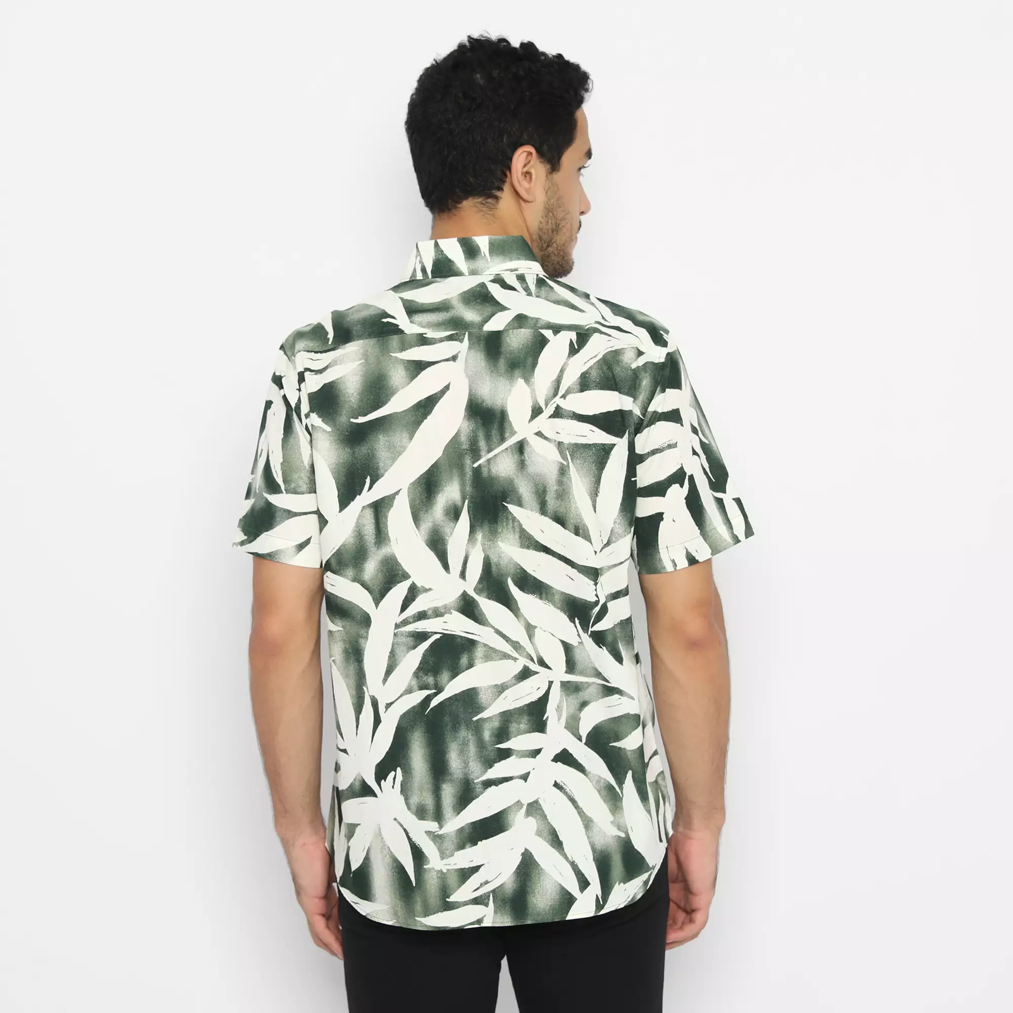 (LAST CALL) Platini Kemeja Motif Hawai Pria Lengan Pendek Katun Hijau 73277