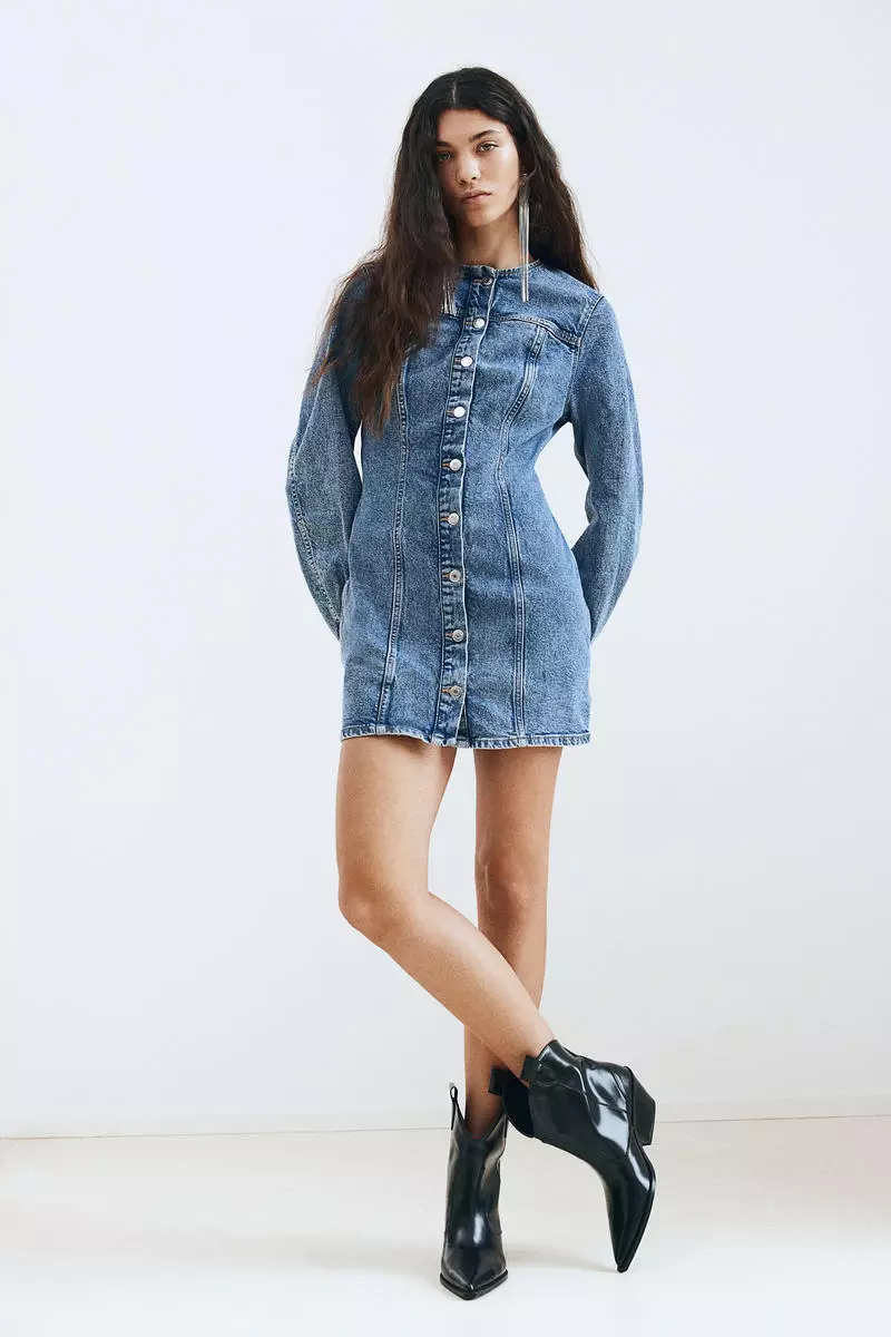 denim dress malaysia Chloe denim midi dress in actionget in now before sold out,  #beemiefashion #igbusiness #treandingreels #malaysia