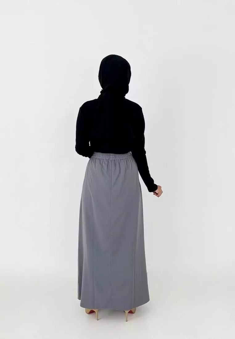 Sarah Skirt - Rok Basic A-Line (Abu Tua)