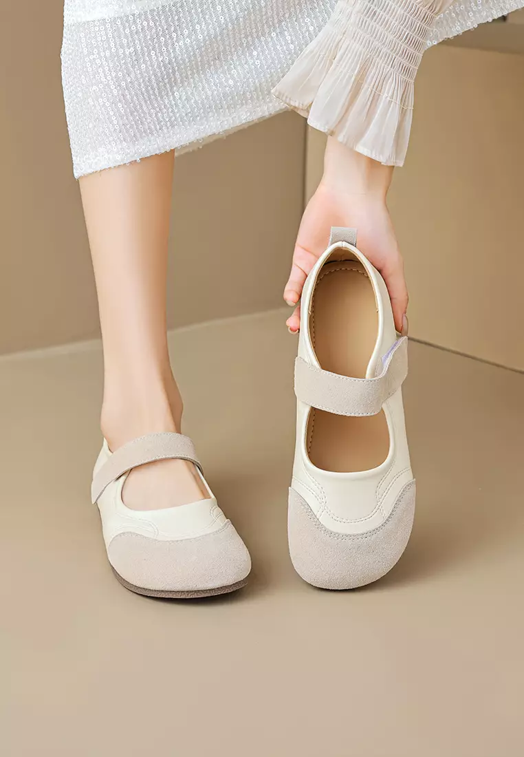 Comfortable Velcro Mary Jane Shoes WW612-2