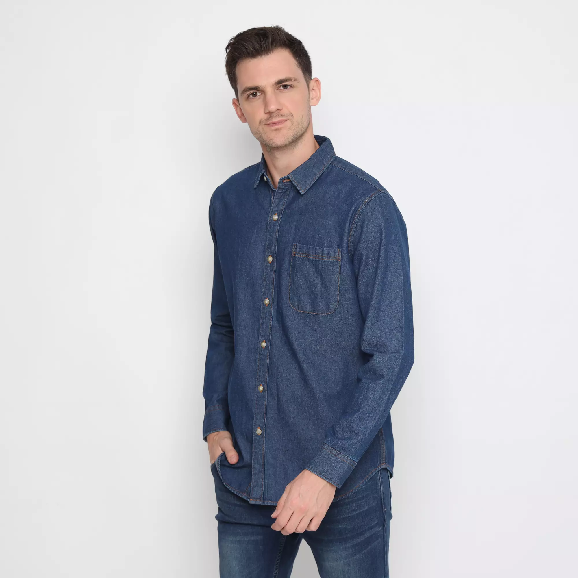 Platini Kemeja Pria Lengan Panjang Katun Denim Biru 76422