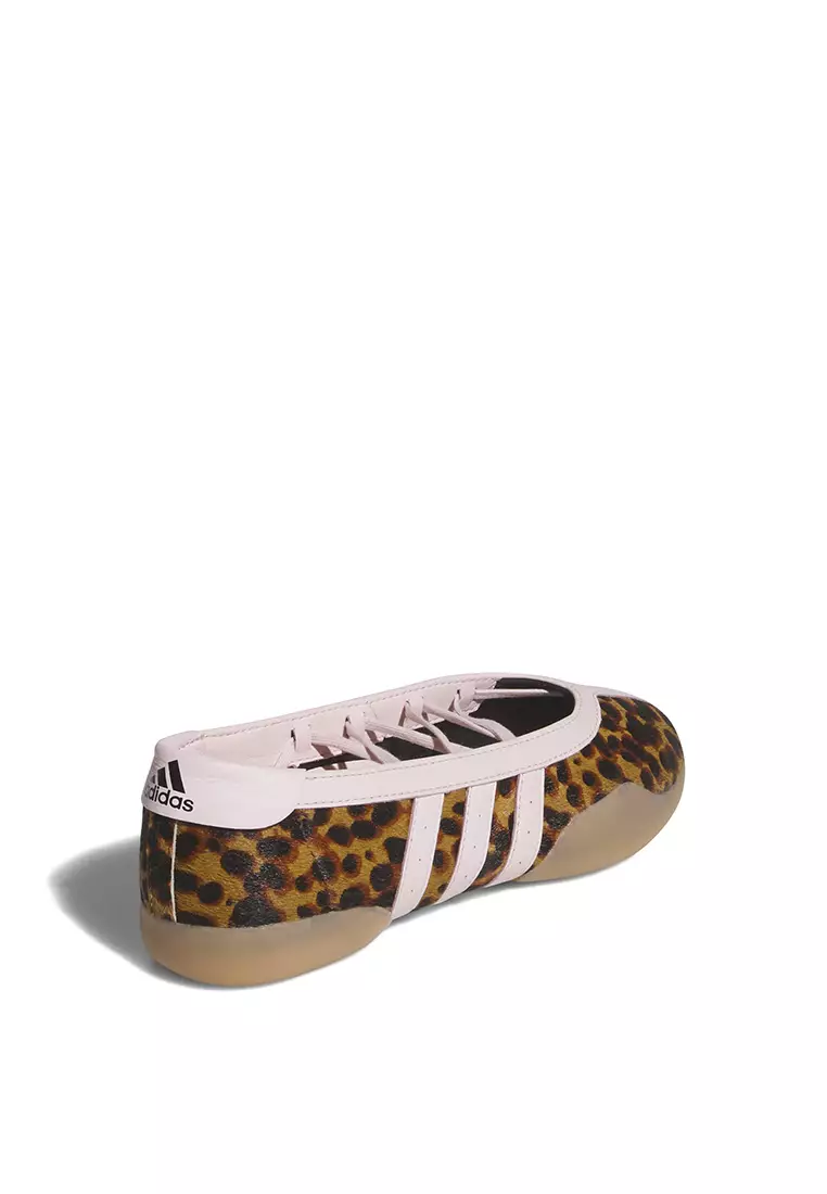 Taekwondo Mei Ballet Shoes