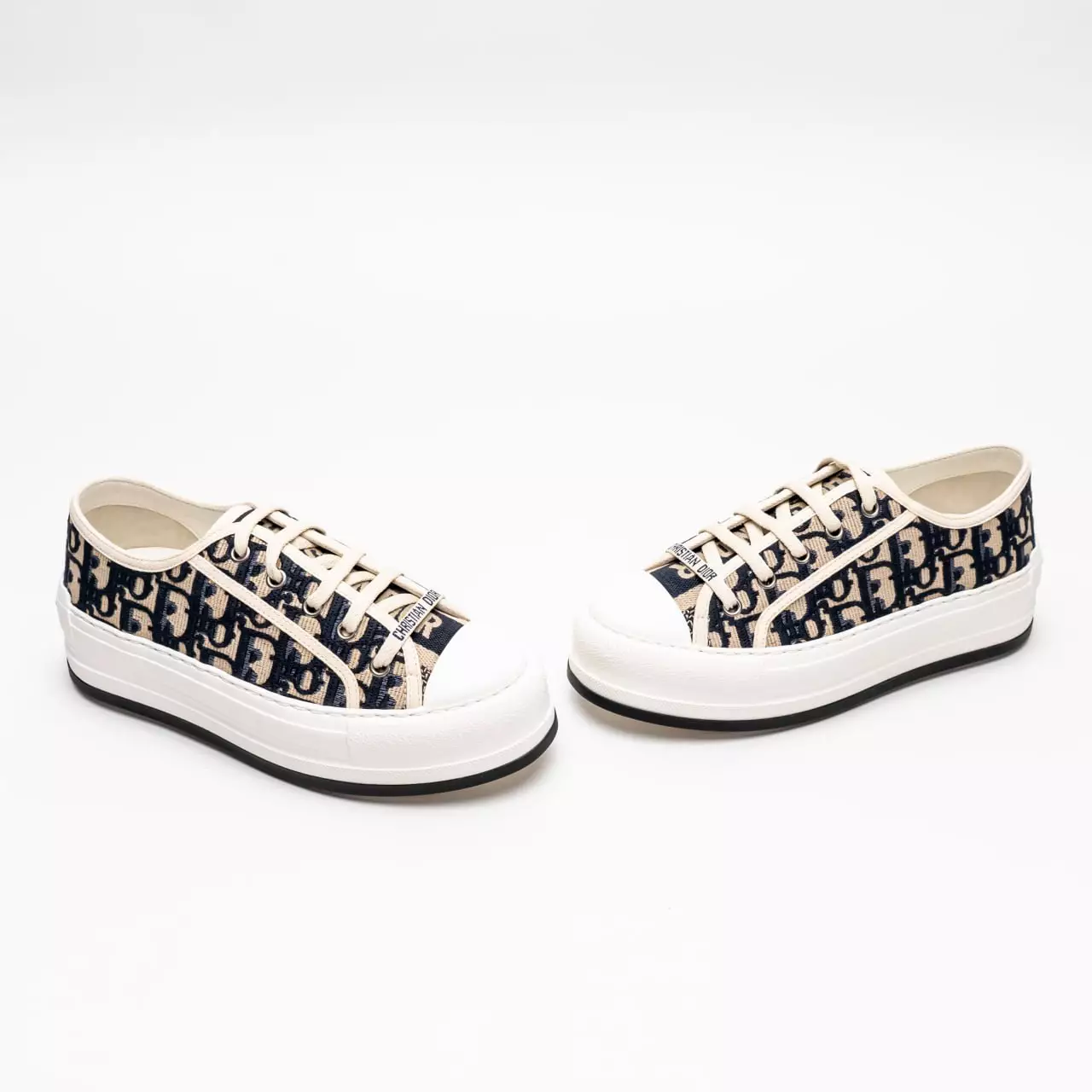 Shoes Converse X Dior Harga Jual Christian Dior Walk'n'D Platform