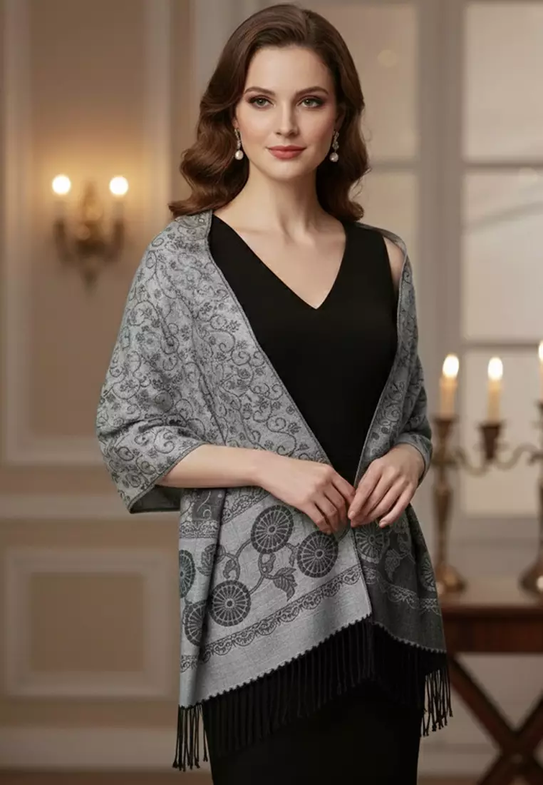 Aksesoris Wanita Reversible Viscose Circular Vine  Pattern Pashmina Shawl Syal Wanita Silver & Black