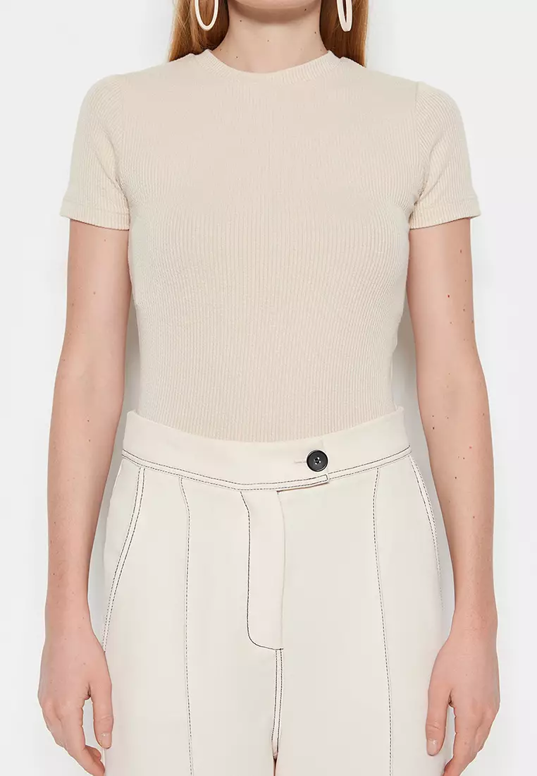 Half Sleeves Knitted Body Tunic with Snap Fastener