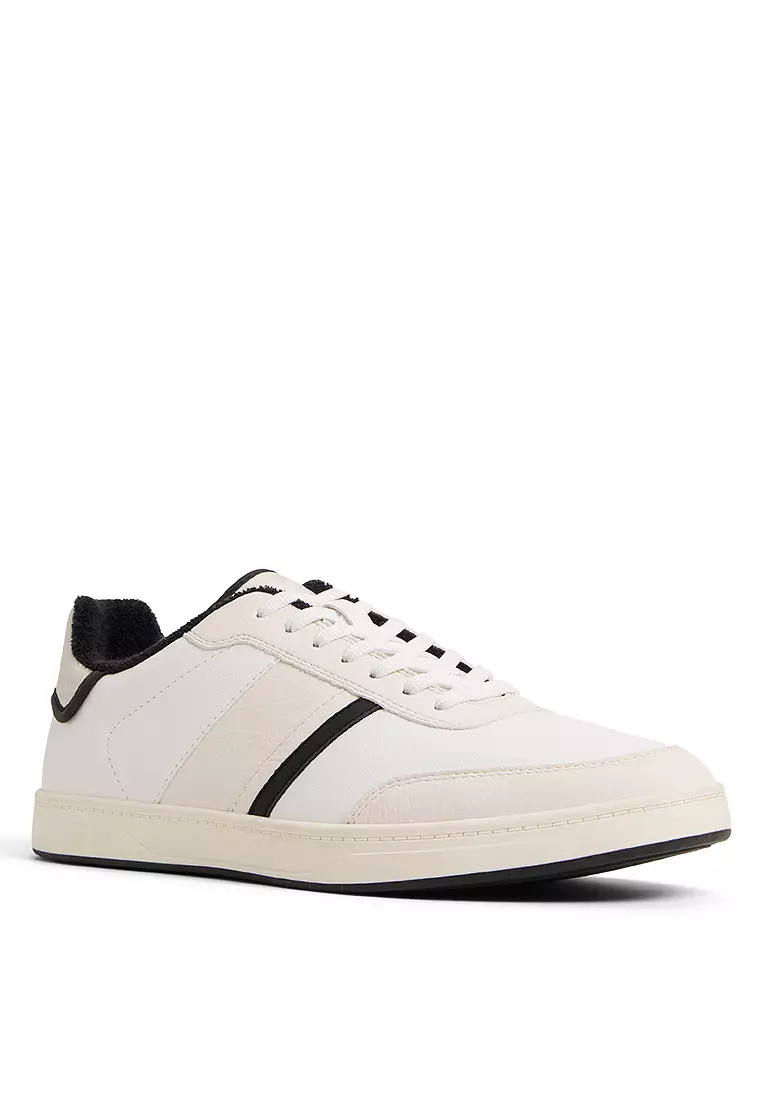 Freekick Sneakers