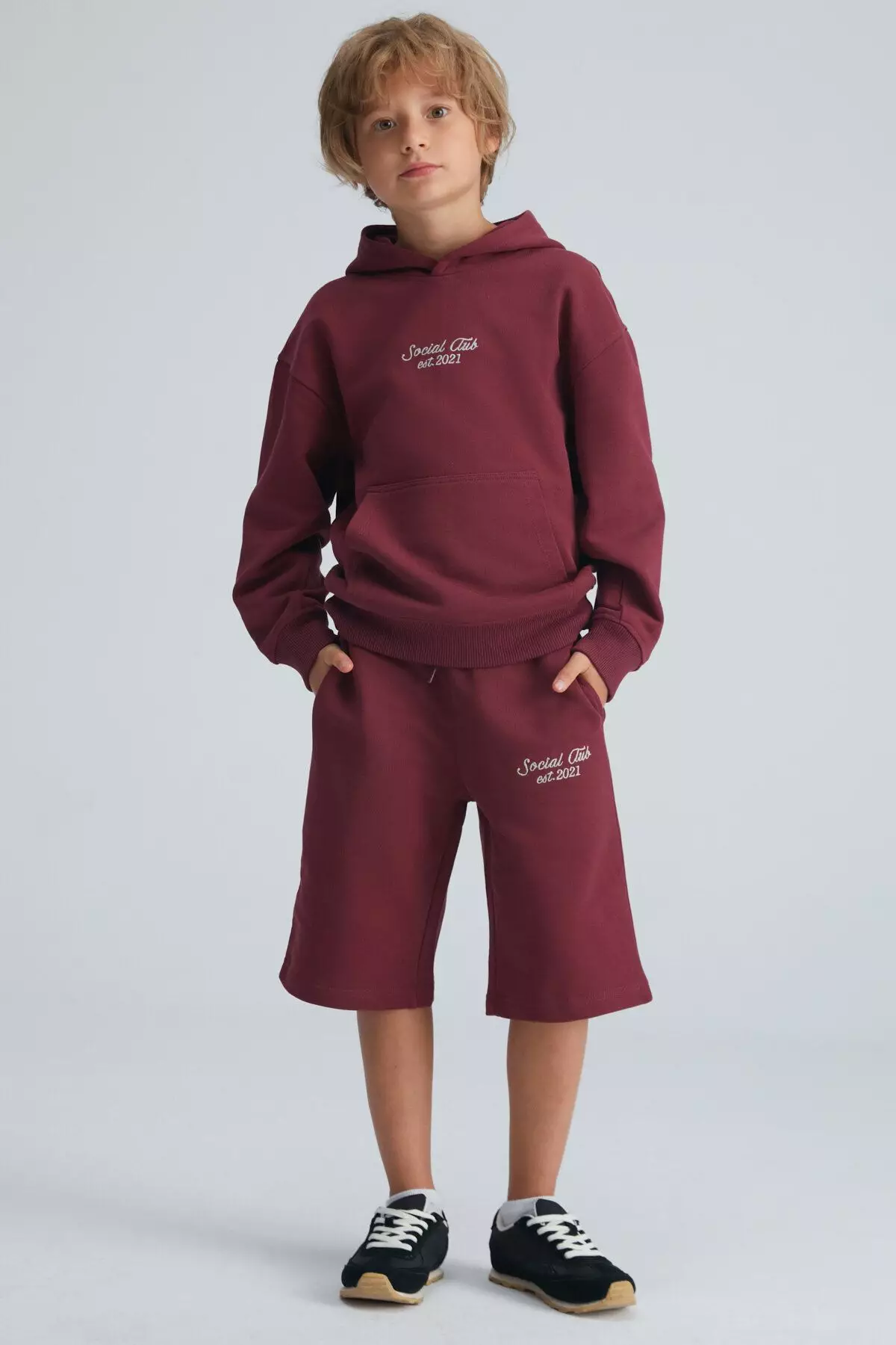 GADID ANONIEM ZHOK / BURGUNDY