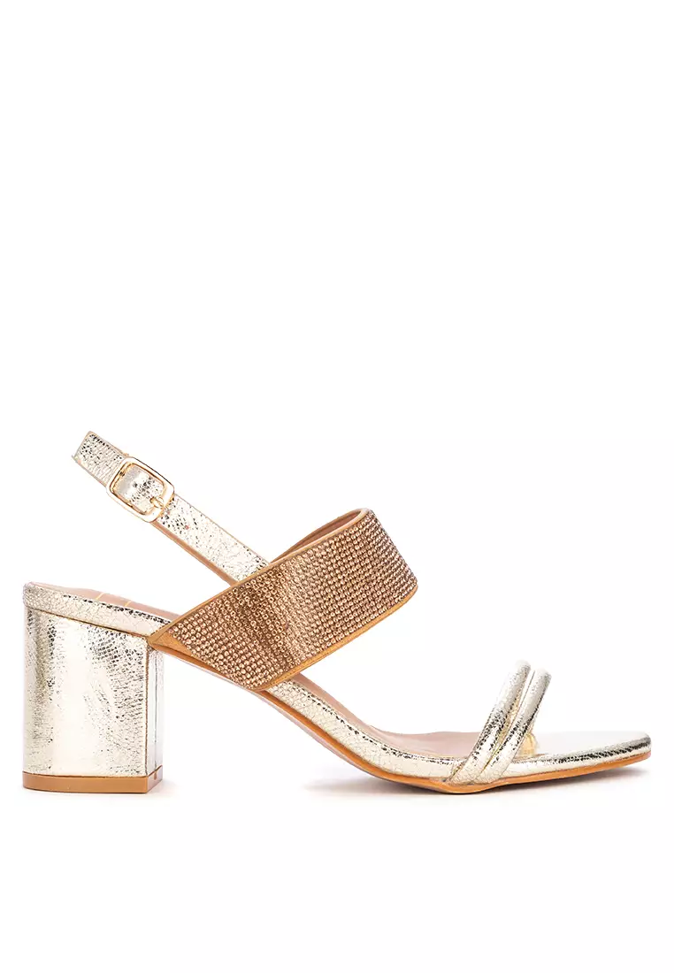 Discount on Unlisted  shoes - SKU: Naoma Fashion Sandals
