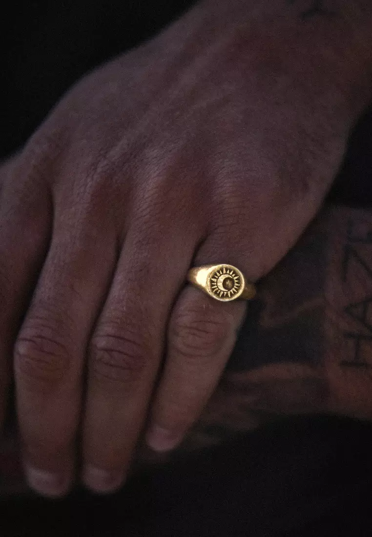 EXCLUSIVE Cincin Perhiasan Perak 925 Unisex Signet Sacred Sun Gold Plated