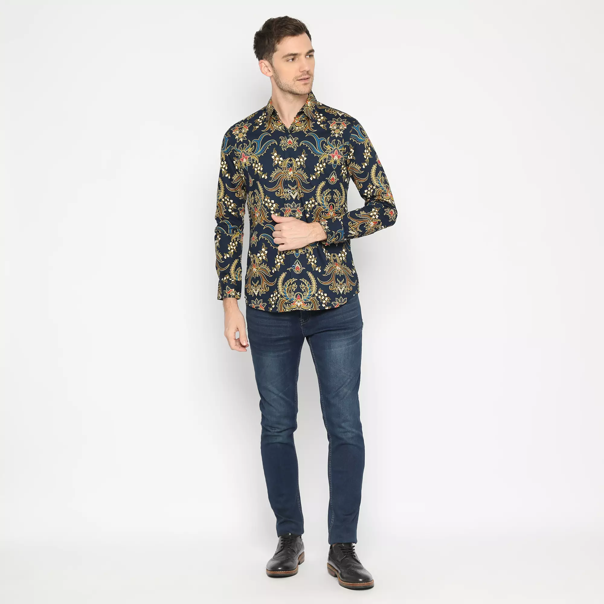 Platini Kemeja Batik Pria Lengan Panjang Katun Navy 460541