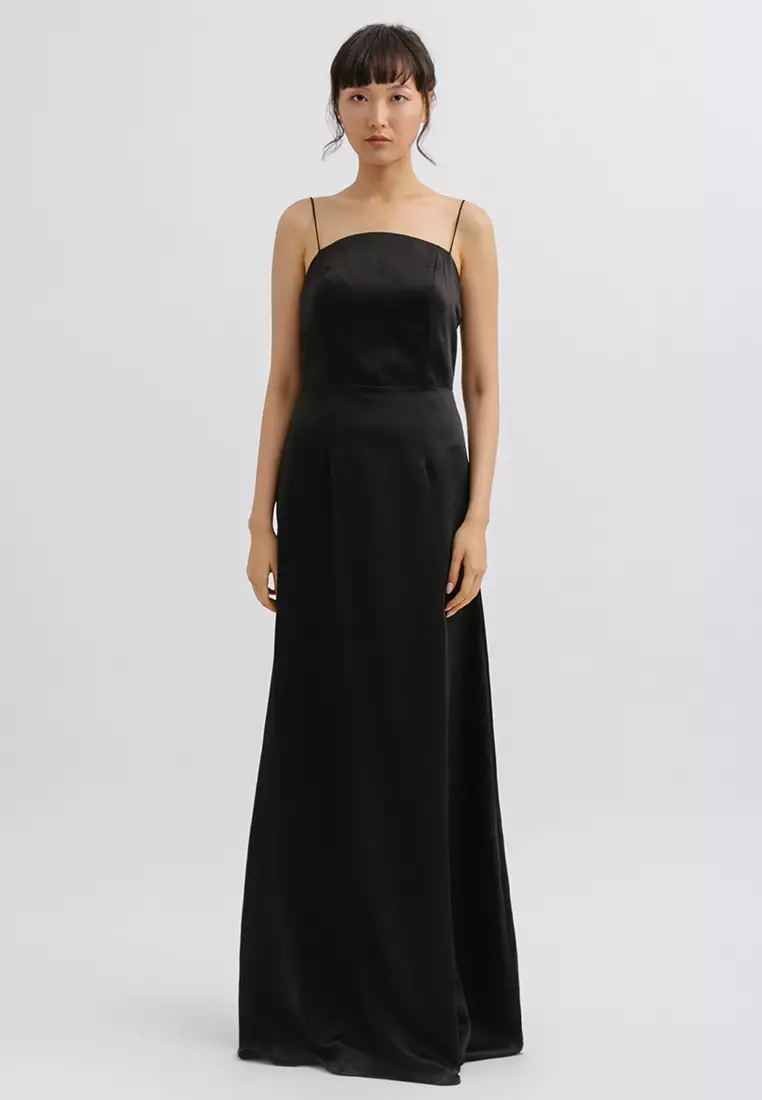 Backless Tied Flare Maxi Dress in Black