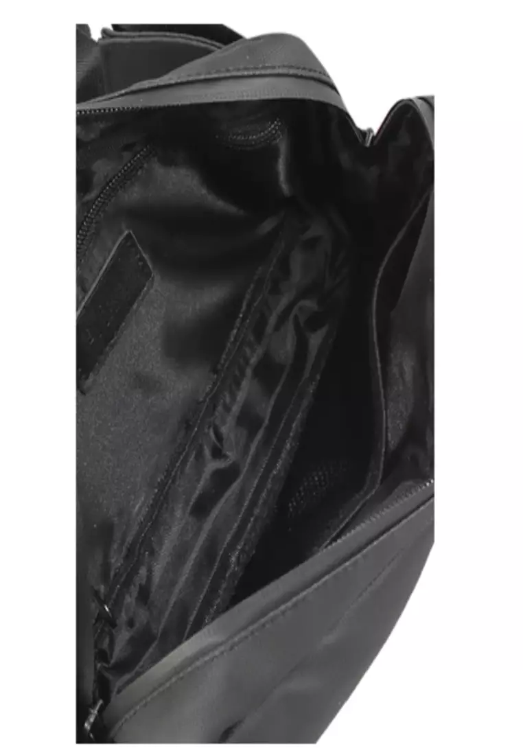 Byford Tas Selempang Pria Kulit Leather Sling Bag Messenger Men Bag Casual Sporty Fashion 2212816301BLA