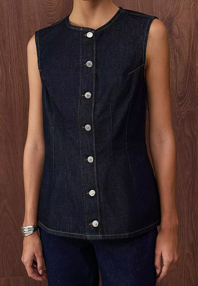 Button Detailed Fitted Denim Vest