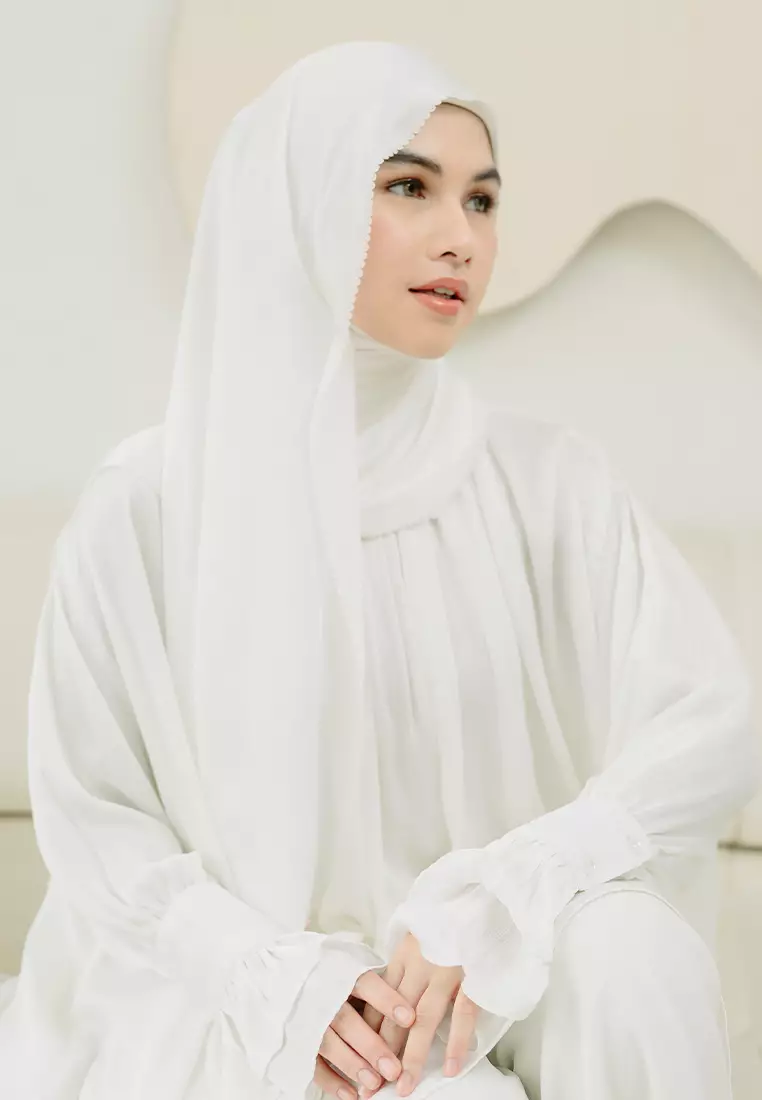 Rayya Lasercut New Series Broken White